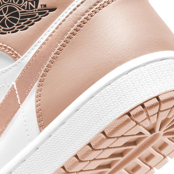 Jordan 1 Mid Crimson Tint White/Arctic Orange-Black 554724 133 Men's Siz… - Picture 5 of 14